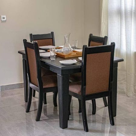 Lynm Residence Хараре Екстериор снимка
