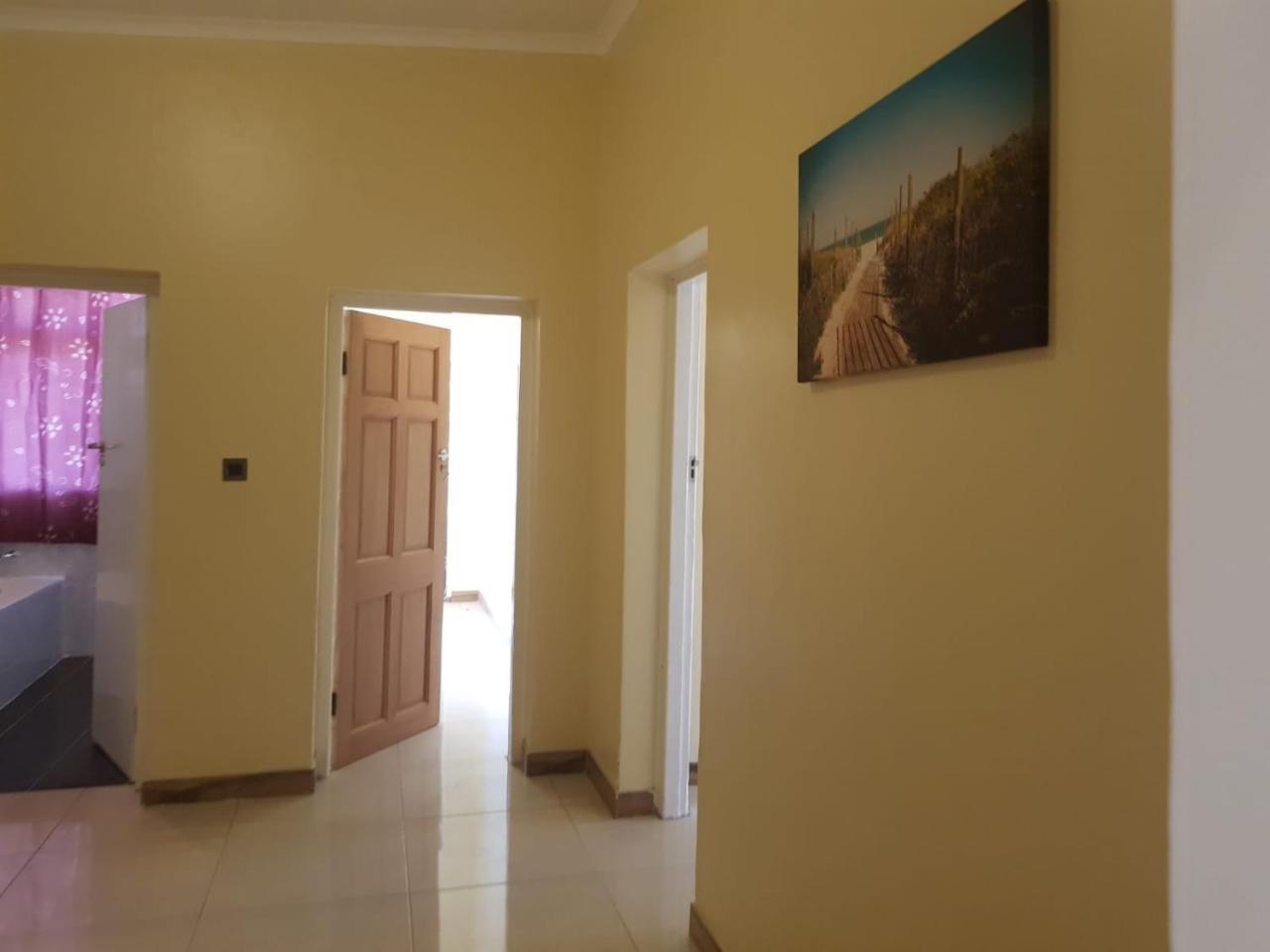 Lynm Residence Хараре Екстериор снимка
